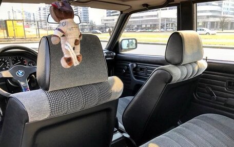 BMW 3 серия, 1990 год, 1 425 000 рублей, 4 фотография