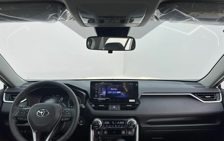 Toyota RAV4, 2025 год, 4 390 000 рублей, 9 фотография