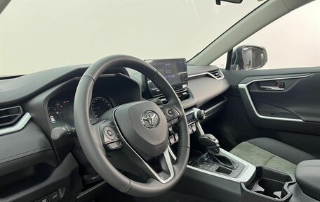 Toyota RAV4, 2025 год, 4 390 000 рублей, 10 фотография