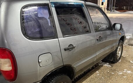 Chevrolet Niva I рестайлинг, 2005 год, 340 000 рублей, 2 фотография