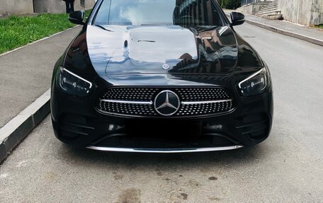 Mercedes-Benz E-Класс, 2020 год, 5 000 000 рублей, 3 фотография