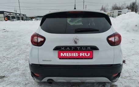 Renault Kaptur I рестайлинг, 2019 год, 1 300 000 рублей, 3 фотография