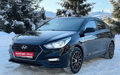Hyundai Solaris II рестайлинг, 2019 год, 1 399 000 рублей, 3 фотография
