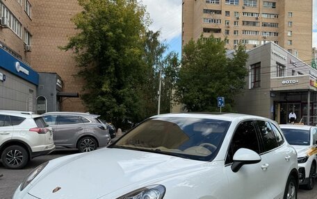 Porsche Cayenne III, 2013 год, 2 400 000 рублей, 2 фотография