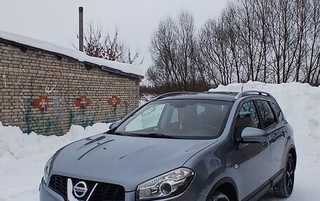 Nissan Qashqai+2 I, 2011 год, 1 130 000 рублей, 2 фотография