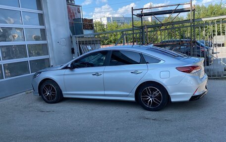 Hyundai Sonata VII, 2019 год, 1 850 000 рублей, 3 фотография