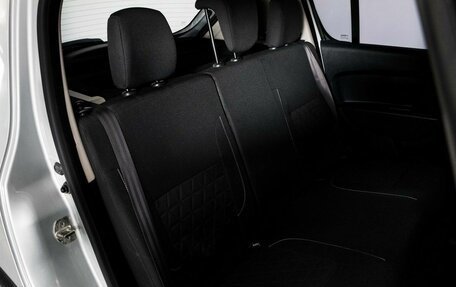 Renault Sandero II рестайлинг, 2015 год, 700 000 рублей, 9 фотография