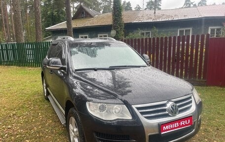 Volkswagen Touareg III, 2008 год, 920 000 рублей, 1 фотография