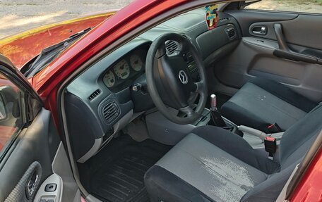 Mazda 323, 2002 год, 245 000 рублей, 3 фотография