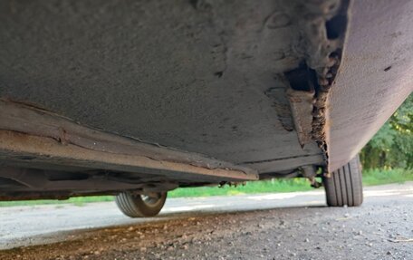 Mazda 323, 2002 год, 245 000 рублей, 12 фотография