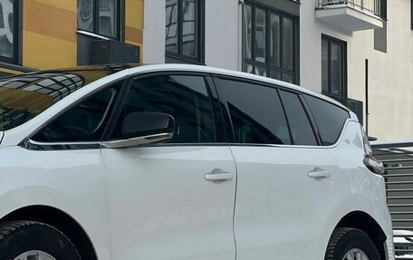 Renault Espace V рестайлинг, 2017 год, 2 050 000 рублей, 10 фотография