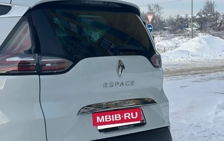 Renault Espace V рестайлинг, 2017 год, 2 050 000 рублей, 12 фотография