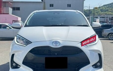 Toyota Yaris, 2021 год, 1 251 000 рублей, 1 фотография