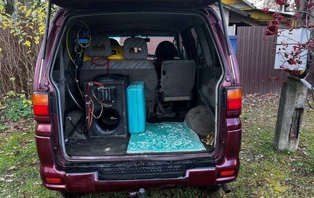 Mitsubishi Space Gear I рестайлинг, 1998 год, 270 000 рублей, 5 фотография