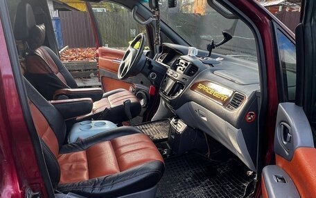 Mitsubishi Space Gear I рестайлинг, 1998 год, 270 000 рублей, 6 фотография