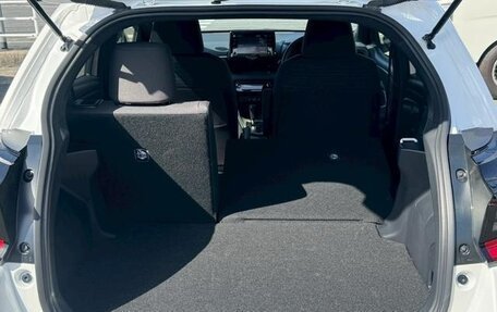 Toyota Yaris, 2021 год, 1 251 000 рублей, 35 фотография