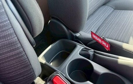 Toyota Yaris, 2021 год, 1 251 000 рублей, 25 фотография