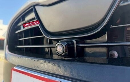 Toyota Yaris, 2021 год, 1 251 000 рублей, 36 фотография