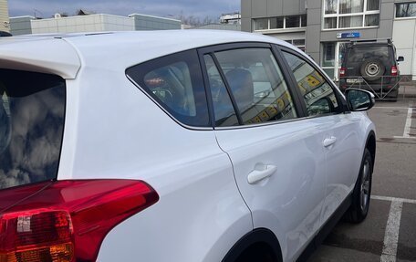 Toyota RAV4, 2015 год, 2 200 000 рублей, 15 фотография