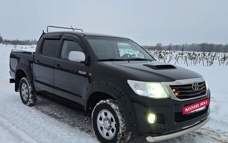 Toyota Hilux VII, 2014 год, 2 180 000 рублей, 2 фотография