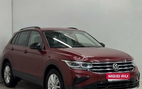 Volkswagen Tiguan II, 2021 год, 2 999 000 рублей, 11 фотография