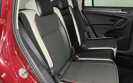 Volkswagen Tiguan II, 2021 год, 2 999 000 рублей, 21 фотография