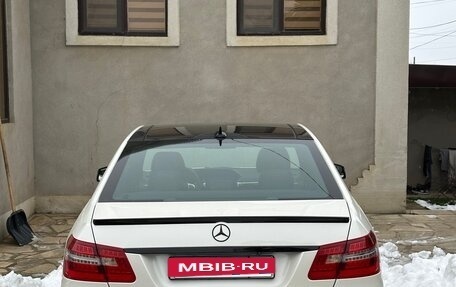 Mercedes-Benz E-Класс, 2011 год, 1 650 000 рублей, 3 фотография