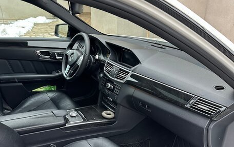 Mercedes-Benz E-Класс, 2011 год, 1 650 000 рублей, 8 фотография