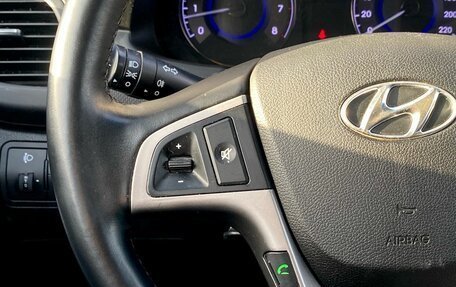 Hyundai Solaris II рестайлинг, 2016 год, 995 000 рублей, 16 фотография