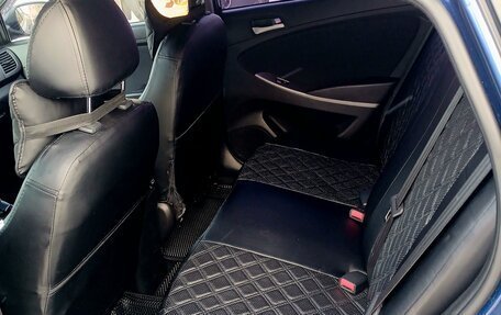 Hyundai Solaris II рестайлинг, 2014 год, 900 000 рублей, 11 фотография