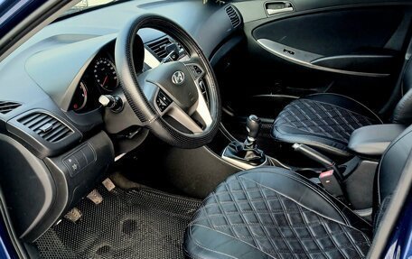 Hyundai Solaris II рестайлинг, 2014 год, 900 000 рублей, 10 фотография