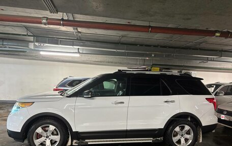 Ford Explorer VI, 2014 год, 1 950 000 рублей, 2 фотография