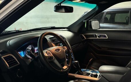 Ford Explorer VI, 2014 год, 1 950 000 рублей, 14 фотография