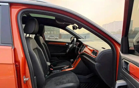 Volkswagen T-Roc I, 2022 год, 1 755 123 рублей, 8 фотография