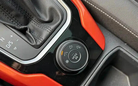 Volkswagen T-Roc I, 2022 год, 1 755 123 рублей, 14 фотография