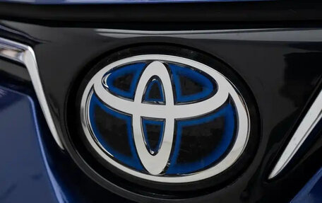 Toyota Corolla, 2022 год, 1 555 123 рублей, 10 фотография