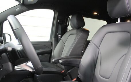 Mercedes-Benz V-Класс, 2025 год, 14 850 000 рублей, 15 фотография