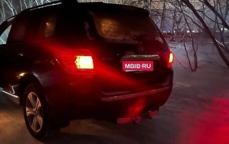 Toyota Highlander III, 2013 год, 2 300 000 рублей, 5 фотография