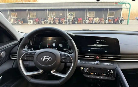 Hyundai Elantra, 2023 год, 1 630 099 рублей, 7 фотография