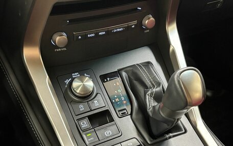 Lexus NX I, 2018 год, 3 385 000 рублей, 16 фотография