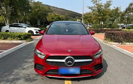 Mercedes-Benz A-Класс, 2021 год, 1 399 000 рублей, 1 фотография