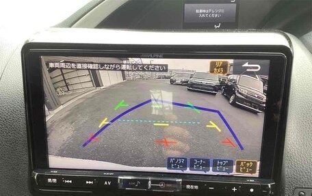 Toyota Voxy III, 2018 год, 2 125 000 рублей, 14 фотография