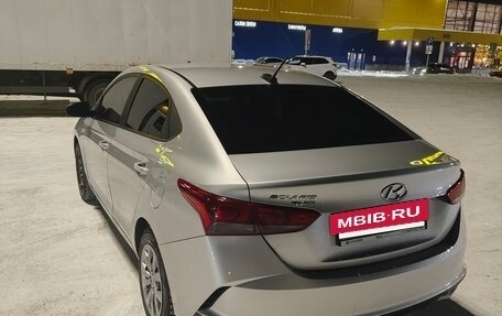 Hyundai Solaris II рестайлинг, 2021 год, 1 700 000 рублей, 5 фотография