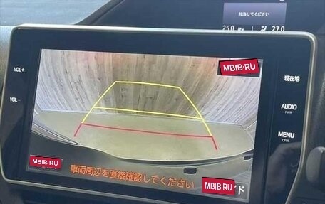 Toyota Esquire I, 2018 год, 1 980 000 рублей, 22 фотография