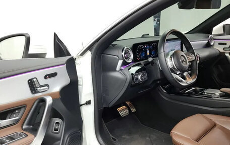 Mercedes-Benz CLA, 2021 год, 5 100 000 рублей, 10 фотография