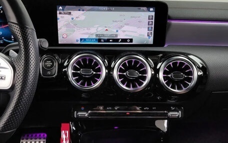 Mercedes-Benz CLA, 2021 год, 5 100 000 рублей, 14 фотография