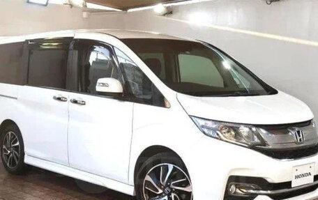 Honda Stepwgn IV, 2016 год, 1 450 007 рублей, 3 фотография