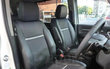 Honda Stepwgn IV, 2016 год, 1 450 007 рублей, 19 фотография