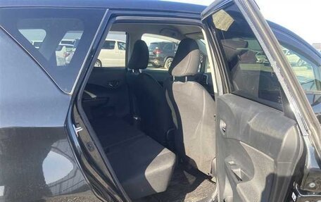 Toyota Ractis II, 2014 год, 710 000 рублей, 13 фотография