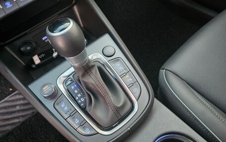 Hyundai Kona I, 2022 год, 1 706 000 рублей, 12 фотография